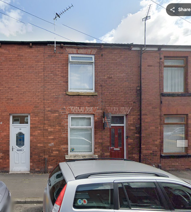 2-bed house on 8, Thornley Street, Middleton, £1,100/mo