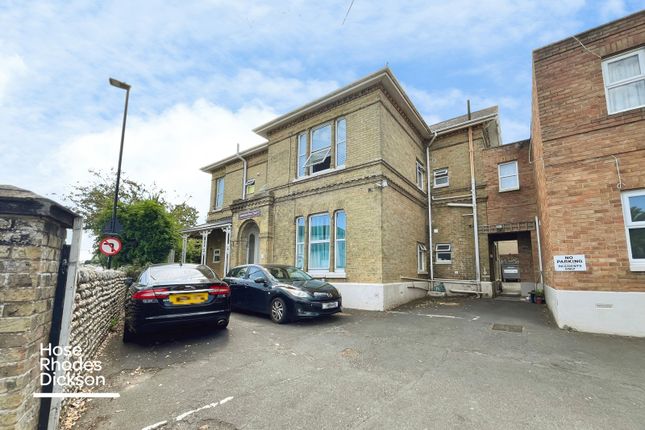 2-bed flat on Flat 7, Summer Lea, 19, Broadway, Isle of Wight, £109,000