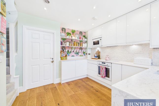 25, Pebble Lane, Filey photo 2