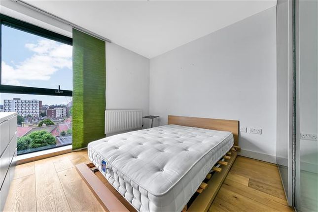 60 Aragon Court, Hotspur Street, London photo 3