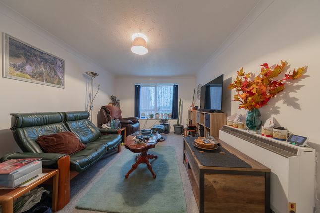 11, Heathlands Grove, Birmingham photo 3