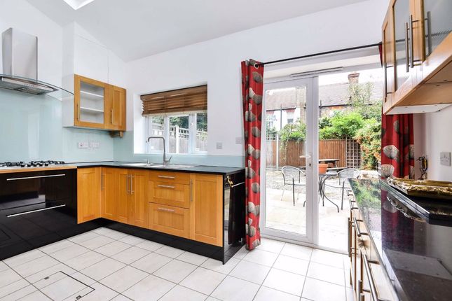 Thumbnail Property to rent in Eastbourne Road, London