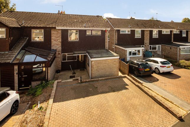 7 Larch Close, Abingdon photo 4