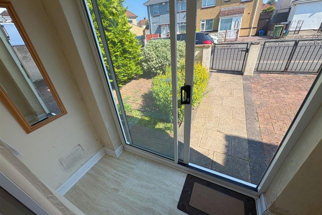4, Greenleaze, Bristol photo 4