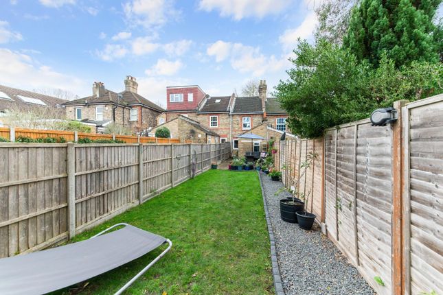53, Downs Road, Sutton photo 4