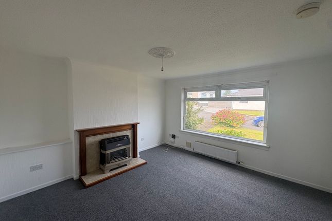 7 Malloch Crescent, Johnstone photo 2