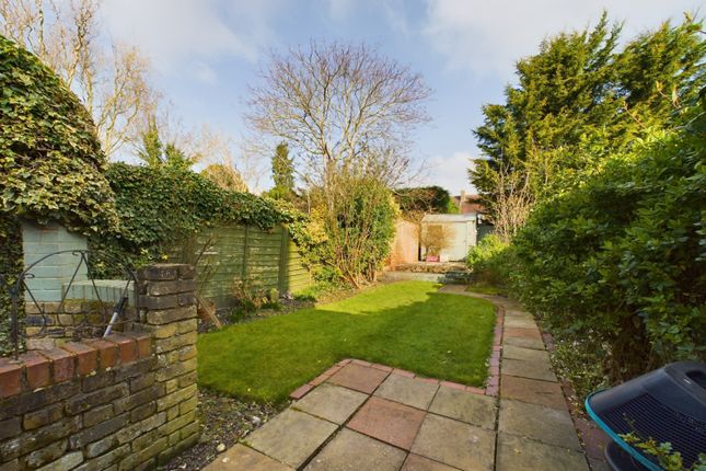 End terrace house for sale in Mount Road, Bexleyheath