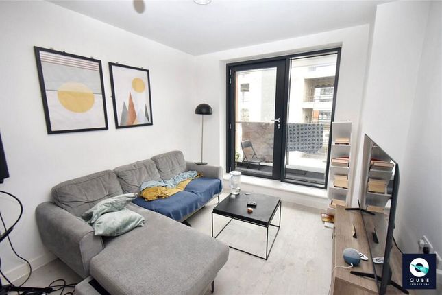 Unit 803, Northill Apartments, 65 Furness Quay, Salford photo 3