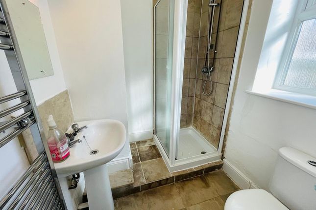 58A, Pembroke Dock photo 4