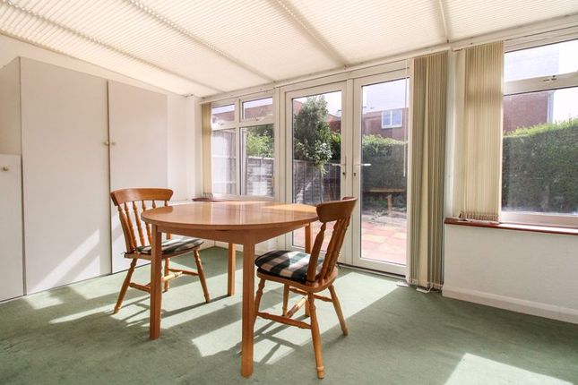 149, Harrowden Road, Bedford photo 3
