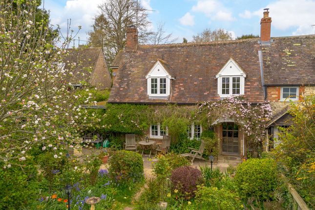 Cottage for sale in Manor Lane Shrivenham, Oxfordshire