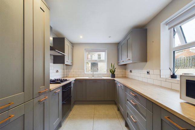 45, Baker Street, Exeter photo 3