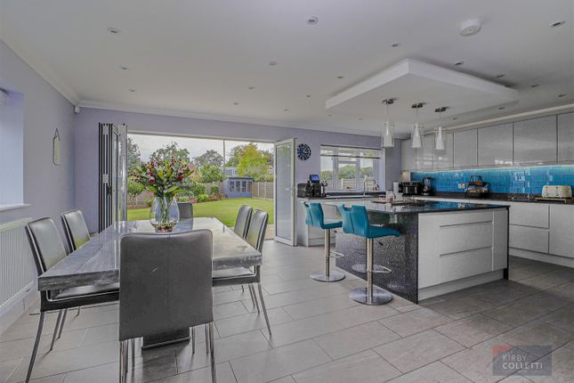 4, Carnaby Road, Broxbourne photo 2