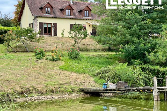Thumbnail Villa for sale in Champniers-Et-Reilhac, Dordogne, Nouvelle-Aquitaine
