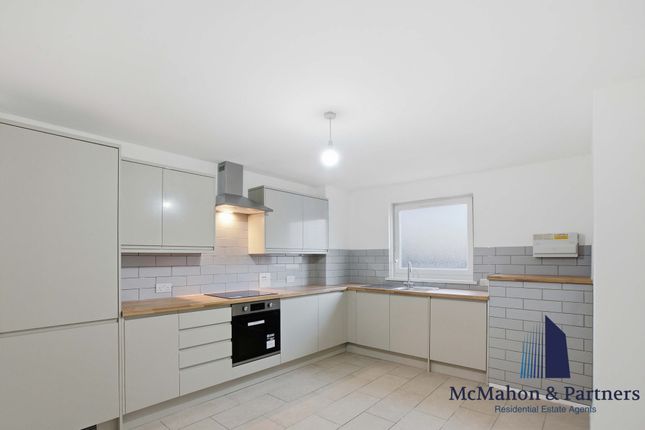 54, Millender Walk, London photo 2
