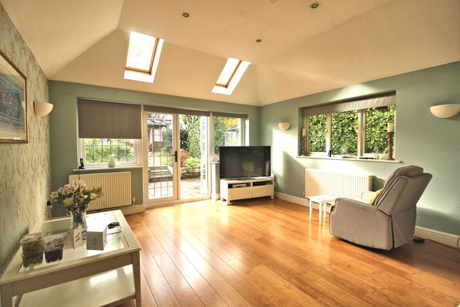 13, Cinques Road, Sandy photo 3