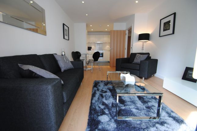 Flat 24, Waterhouse Apartments, Croydon photo 2