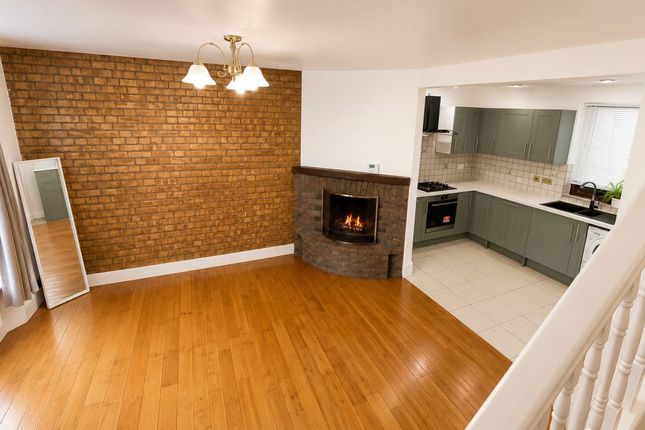 2, Westholm, Hampstead Garden Suburb photo 2