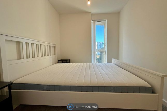 Flat, Forastero House Farine Avenue, Hayes photo 5
