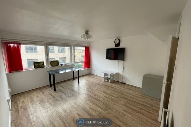 Thumbnail Flat to rent in Lunan House, London