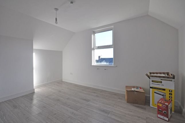 Caerau Road, Newport photo 4