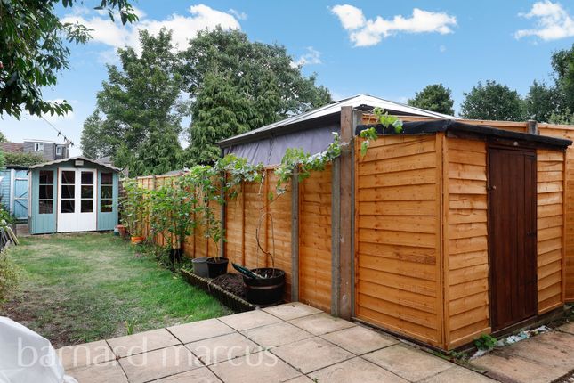 5, Southern Down, Ashfield Avenue, Feltham photo 3