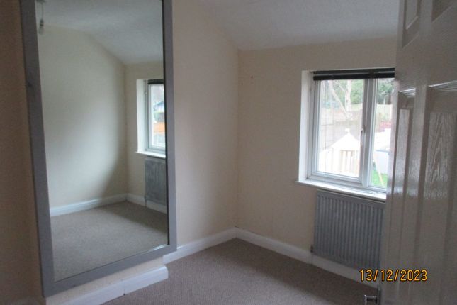 231, Calshot Road, Birmingham photo 5