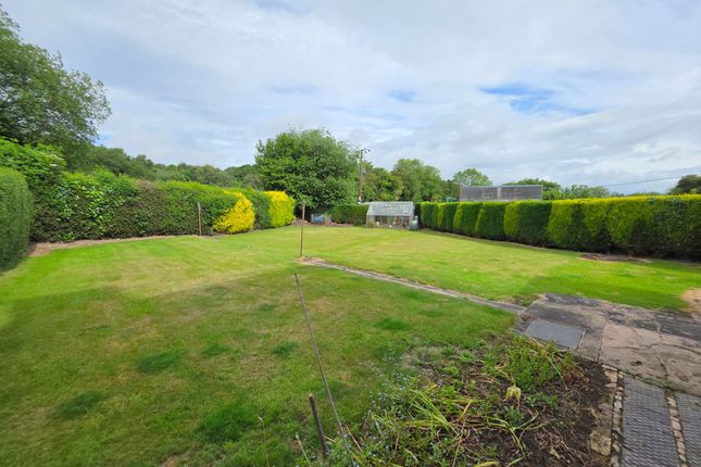 34 Birchwood Drive, Rotherham photo 2