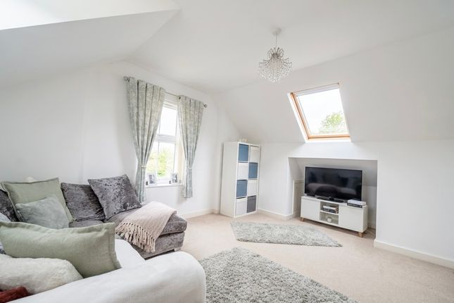 59d, Cedar Road, SUTTON photo 2