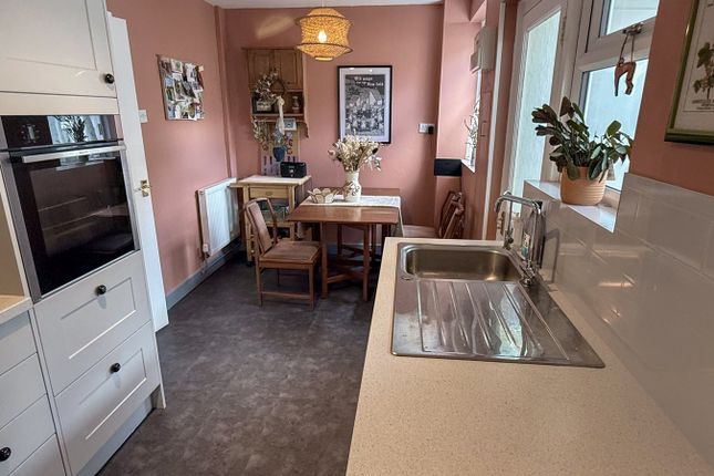 2 Corporation Cottages,, Newbury photo 3
