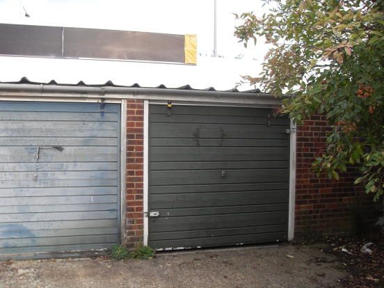 Parking/garage to rent in Aintree Close, Hillingdon
