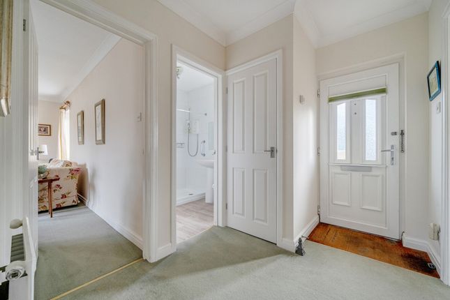6, Shergold Way, Cookham photo 2