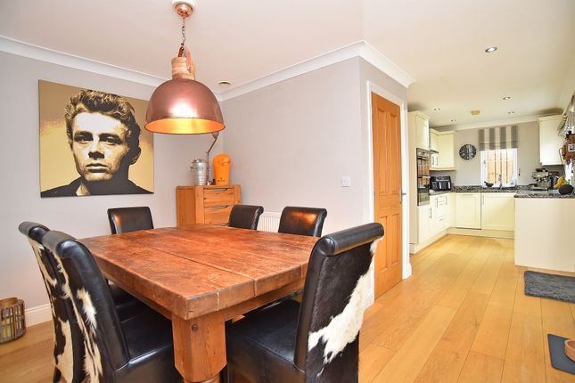 40 Redfearn Mews, Harrogate photo 3