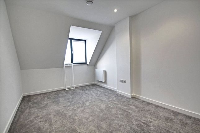 Flat 7,, Prestige House, Egham photo 4