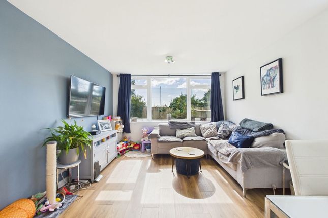 1, Vinery Court, Salvington photo 3