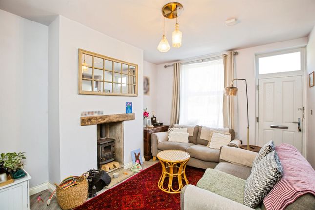 2, Mabel Street, Mytholmroyd photo 4