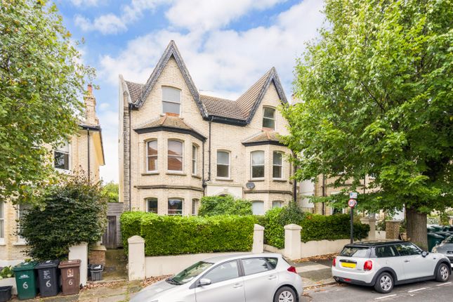 Flat for sale in Wilbury Gardens, Hove