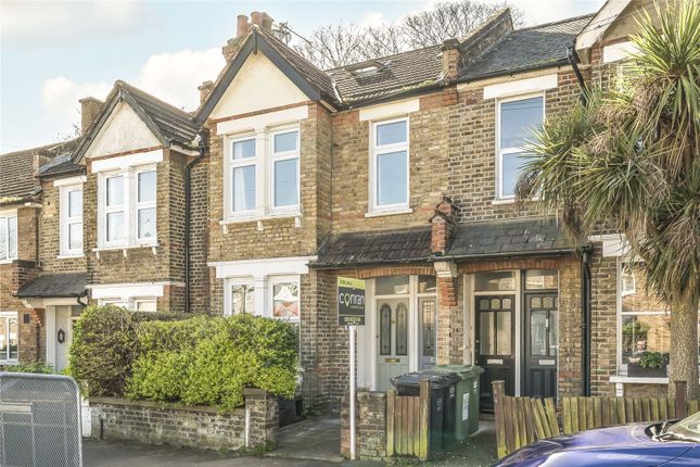 Flat for sale in Elthruda Road, Hither Green