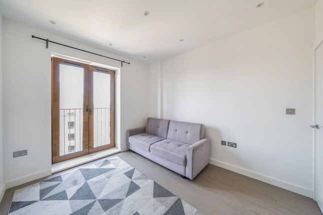 Flat 23, Ziggurat House, 25, Grosvenor Road, ST. ALBANS photo 2