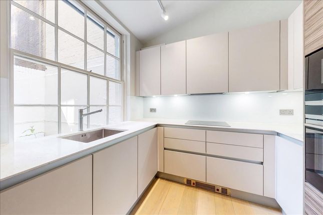 Flat to rent in Queen's Gate Terrace, London