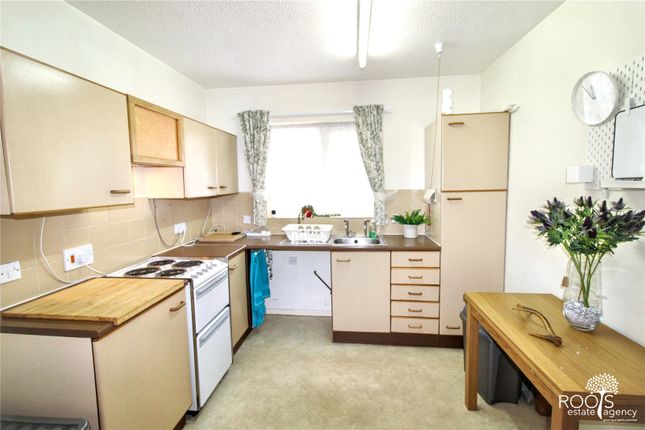 4, Ferndale Court, Berkshire photo 3