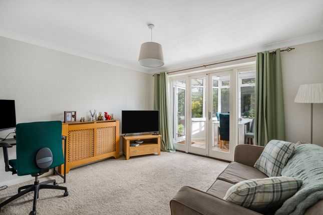 2, Horseshoes Place, Oxfordshire photo 4