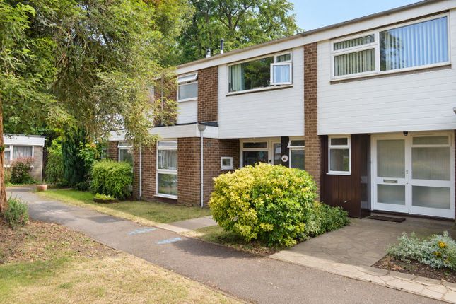 3-bed house on 22, Netherby Park, Weybridge, £2,500/mo