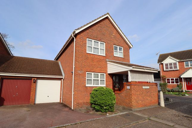 Link-detached house for sale in Ashmans Row, South Woodham Ferrers, Chelmsford