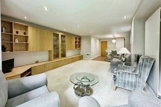 Apartment 6, 70, Upper Park Road, Salford photo 2