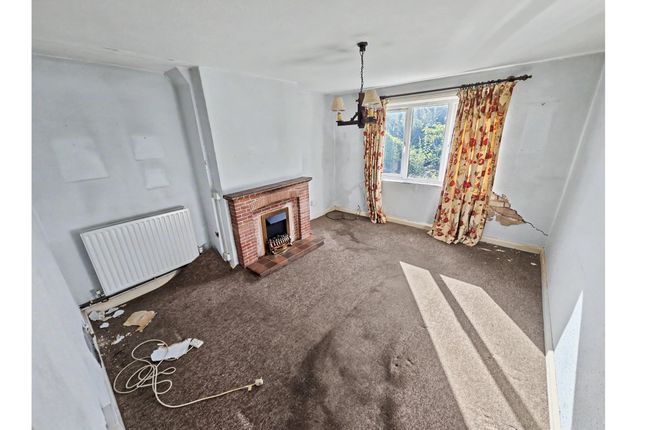 27, Bingham Road, Nottingham photo 3