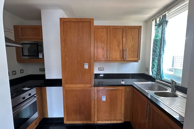 Flat 118, Platinum House, Lyon Road, Harrow photo 2
