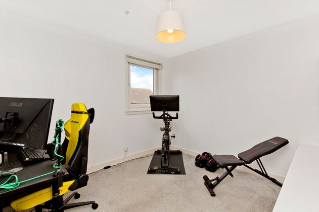 Flat for sale in 19 Forthview Crescent, Danderhall