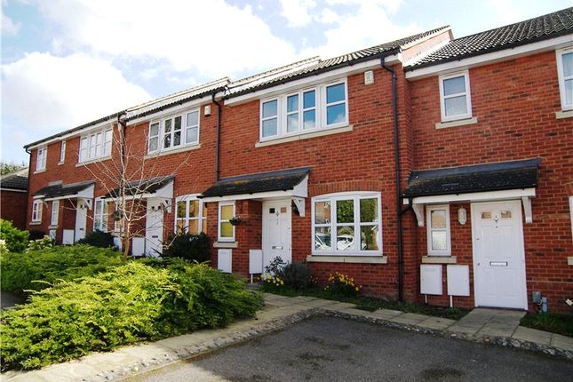 Terraced house to rent in Orpington Close, Twyford, Berkshire