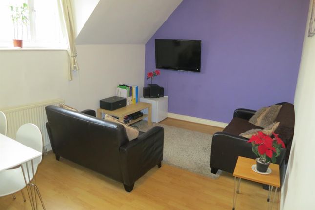 Flat 2, 19, Copson Street, Manchester photo 2